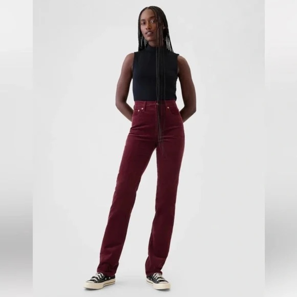 GAP ’90s Straight High Rise Corduroy Pants – Noir Red, Size 29/8R